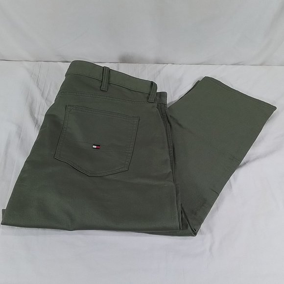 Tommy Hilfiger BK Travel Pant - Deep Lichen Green - Inseam 30 - NWOT - Picture 2 of 5